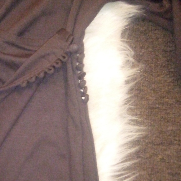 Ladies F L P Dress - Picture 4 of 6